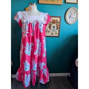 Vintage Kole Kole Hawaiian Muumuu Dress Pink Eyelet Lace Dress with Pockets